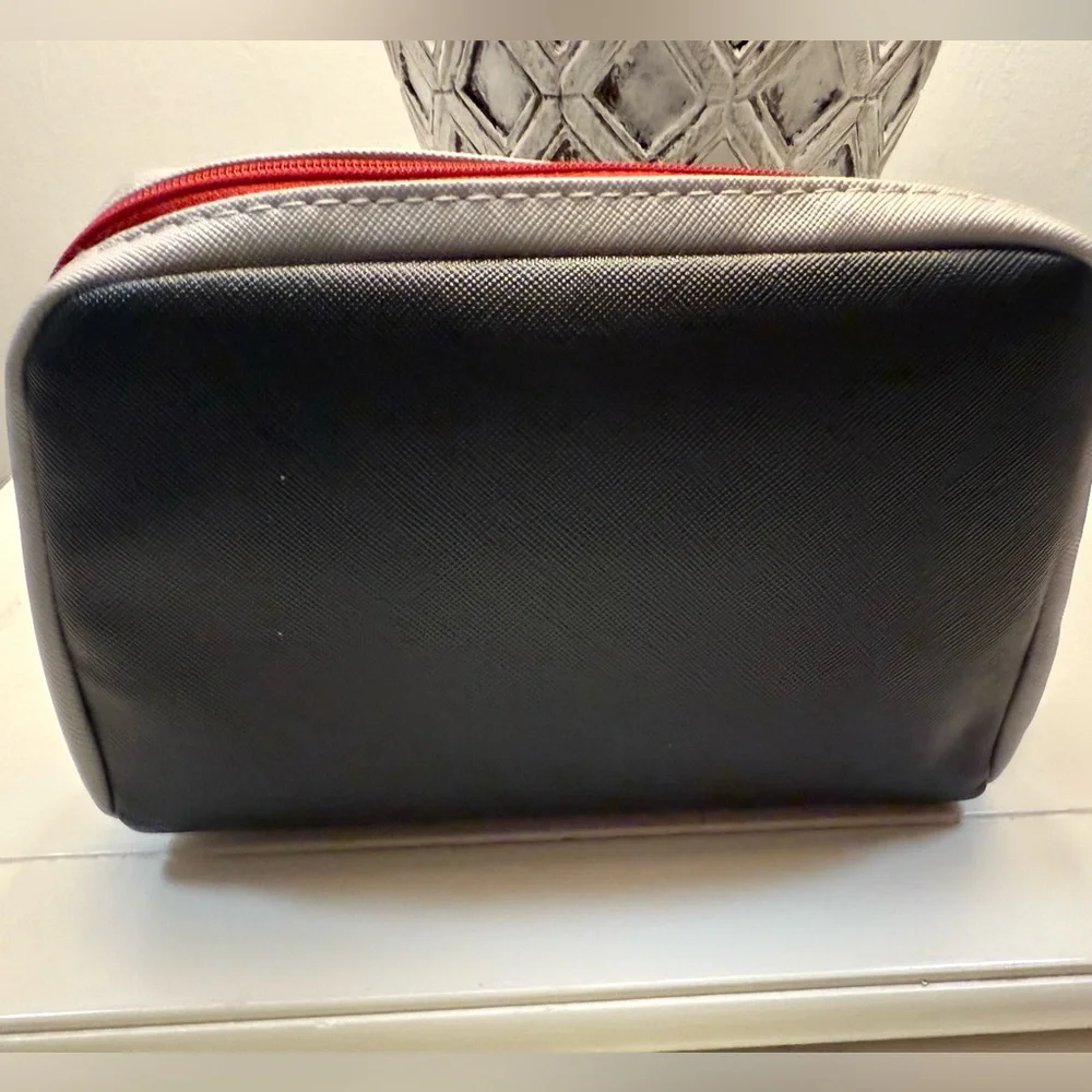 Cole Haan travel set - Picture 6 of 9